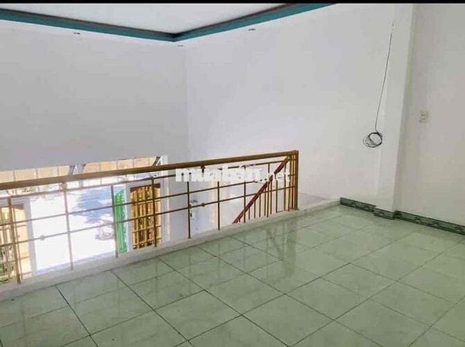 Nhà Gác lửng đúc sát biển Phạm Văn Đồng