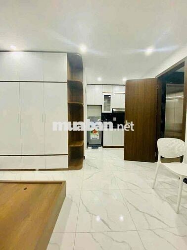 Dòng Tiền Cầu Giấy 60m2 - 6 Tầng Thang Máy - Ngõ Thông - Giá 15 Tỷ