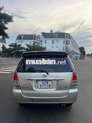 Toyota Innova 2006 G - 156456 km