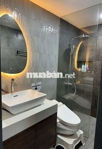 Cho thuê chung cư sát ngay sân bay 95m2-2pn2wc Full nội thất cao cấp