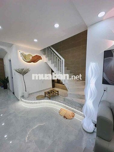 SỔ HỒNG 2019 ( HOÀN CÔNG ĐẦY ĐỦ) BÁN NHÀ ĐẸP LUNG LINH, DIỆN TÍCH TO