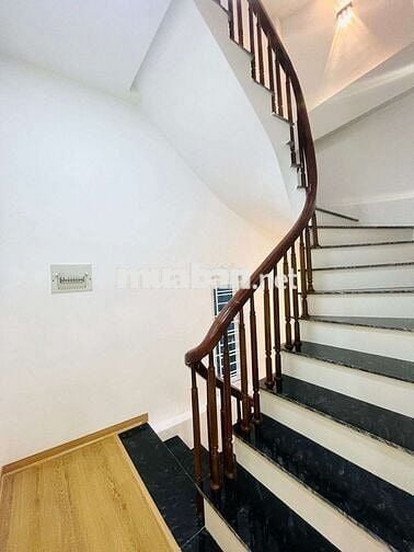 TÔI CẦN BÁN NHÀ VŨ TÔNG PHAN - 4 TẦNG  FULL NỘI THẤT - Ô TÔ CÁCH 10MI.