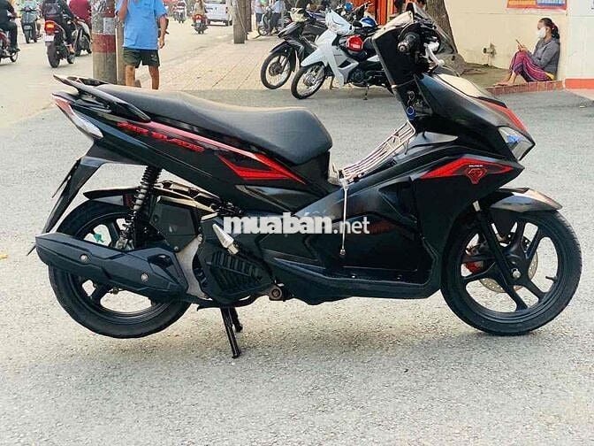 HONDA AB Air Blade 125cc. ĐK 2017 - BAO NỢ 6