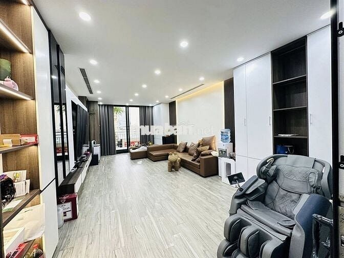 GĐ CẦN BÁN NHÀ PHỐ HUẾ - LÒ ĐÚC 39m2 5T 30m ra phố nhỉnh 8 Tỷ