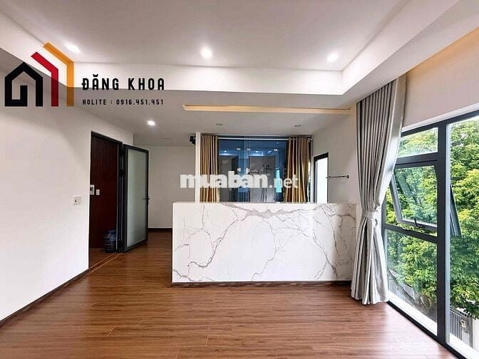 CHO THUÊ NHÀ CÓ THANG MÁY MẶT TIỀN TRUNG TÂM