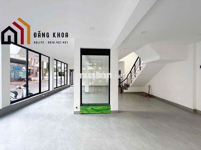 CHO THUÊ MẶT BẰNG MỚI XÂY GỐC 2 MẶT TIỀN TRUNG TÂM