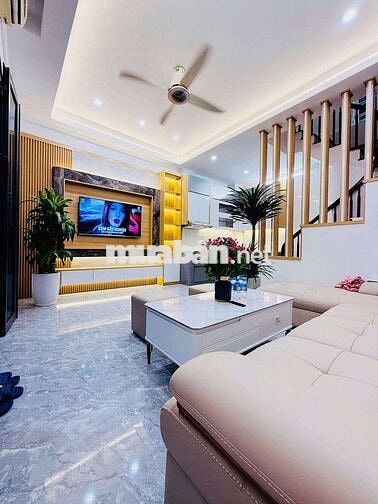 TÔI CẦN BÁN NHÀ VŨ TÔNG PHAN - 4 TẦNG  FULL NỘI THẤT - Ô TÔ CÁCH 10MI.