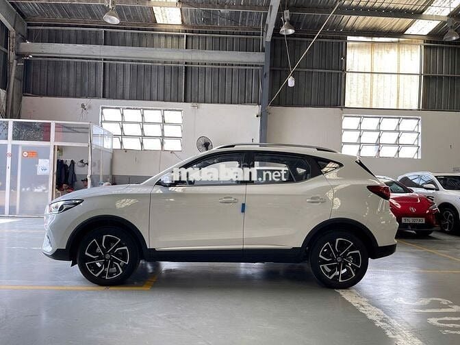 MG Luxury 1.5 AT 2025 xe demo thanh lý odo 20 km