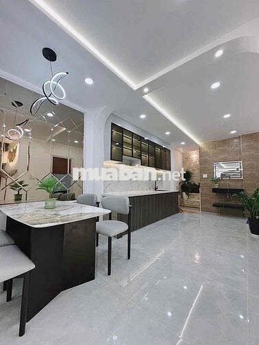 SỔ HỒNG 2019 ( HOÀN CÔNG ĐẦY ĐỦ) BÁN NHÀ ĐẸP LUNG LINH, DIỆN TÍCH TO