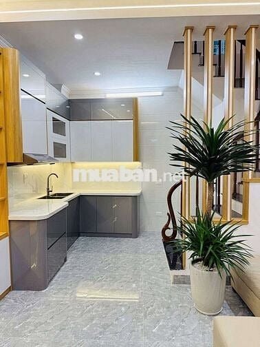 TÔI CẦN BÁN NHÀ VŨ TÔNG PHAN - 4 TẦNG  FULL NỘI THẤT - Ô TÔ CÁCH 10MI.