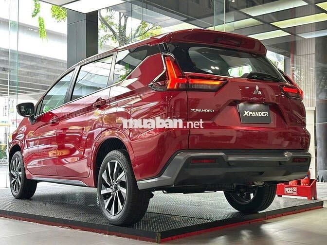 Xpander Premium Giảm kịch khung