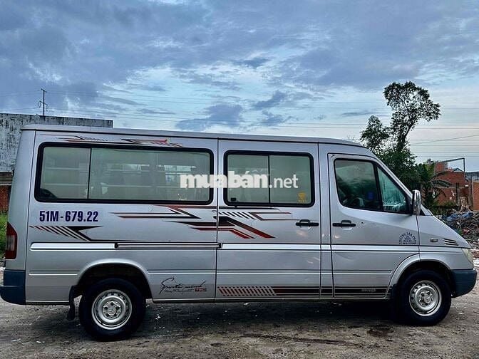 Mercedes Benz Sprinter 2010 Executive 313 - 123 km