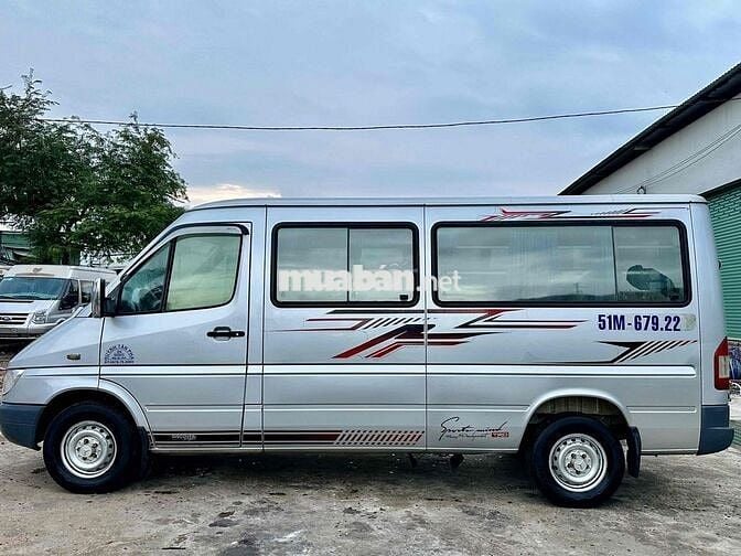 Mercedes Benz Sprinter 2010 Executive 313 - 123 km