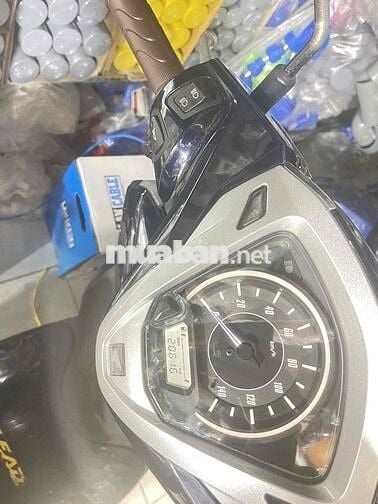 honda lead nhà dùng it đi