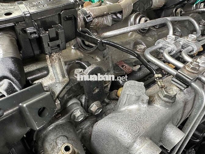 Toyota Hiace 2014 máy dầu - Xe đưa đón chuyên gia