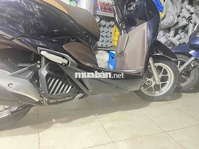 honda lead nhà dùng it đi