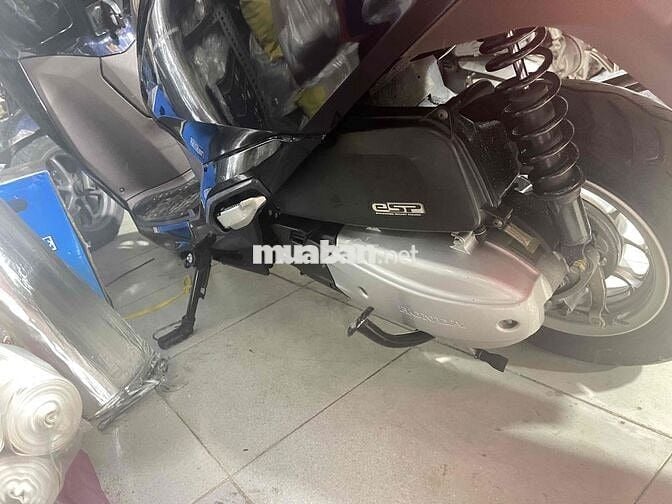 honda lead nhà dùng it đi