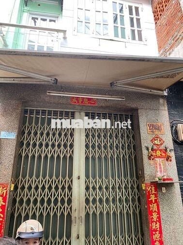 Bán nhà quận 11 đường Trần Quý