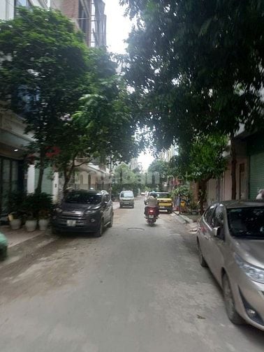 Hàng hiếm,Chia lô Nguyễn xiển TX-51 m2x4,5 tầng ô tô tránh kinh doanh