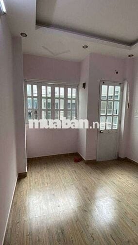 Bán nhà quận 11 đường Trần Quý