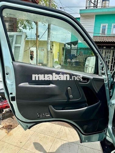 Toyota Hiace 2008 - 123 km