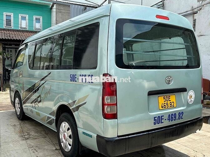 Toyota Hiace 2008 - 123 km