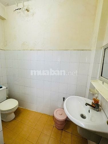 Giảm 800tr, Bán nhà 2 Tầng HXH Bạch Đằng, Bình Thạnh chỉ 5.2 tỷ