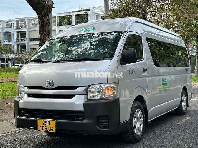 Toyota Hiace 2014 máy dầu - Xe đưa đón chuyên gia