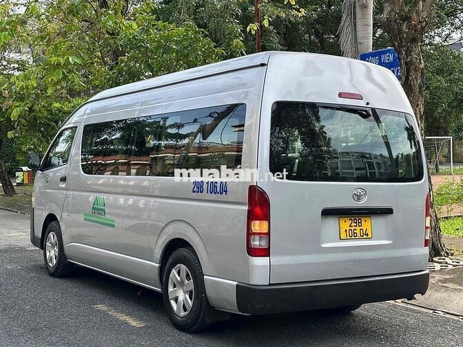 Toyota Hiace 2014 máy dầu - Xe đưa đón chuyên gia