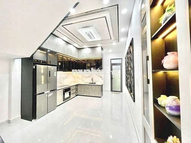 Căn Nhà 4 Tầng 62m2 Hẻm Xe Hơi Phú Thuận Full Nội Thất Ở Ngay Hơn 7 Tỷ