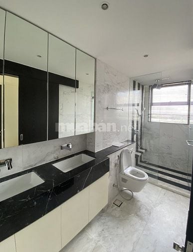 Bán LỖ căn hộ D1Mension Quận 1 view Bitexco - 3PN2WC (94m2) - 10 tỷ