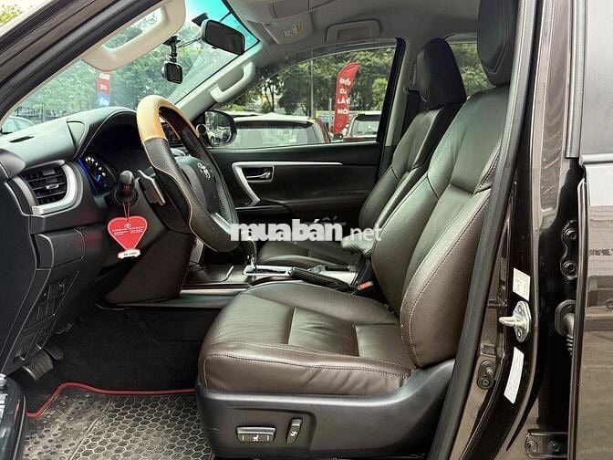 Toyota Fortuner 2016 2.7V Mẫu mới 2017 - Máy Xăng