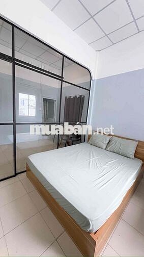 ✅PHÒNG TRỌ TÁCH BẾP 40M2_FULL NT_CẦU KHÁNH HỘI_ĐH LUẬT_GIÁP Q1 Q7