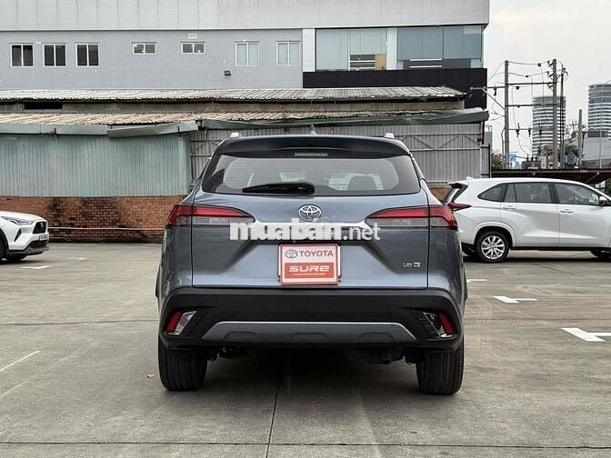 Toyota Corolla Cross 2022 1.8V - Bản Xăng Cao Cấp