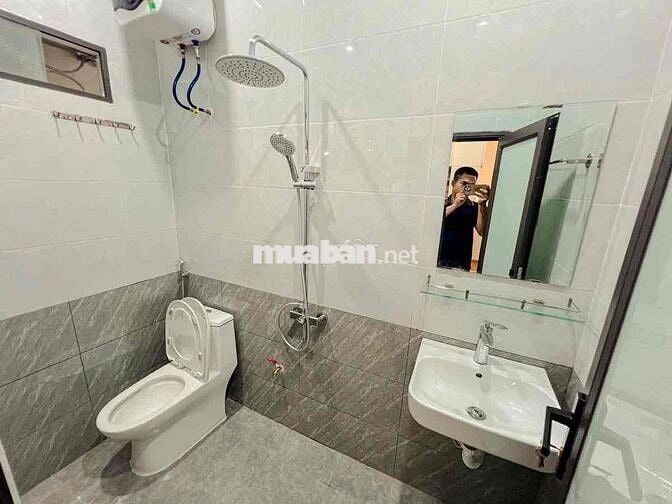 Chỉ 3.5 tỷ sổ riêng TT Tân Mai, 3 thoáng, ngõ ô tô, 55m2, 2 ngủ, bãi ô