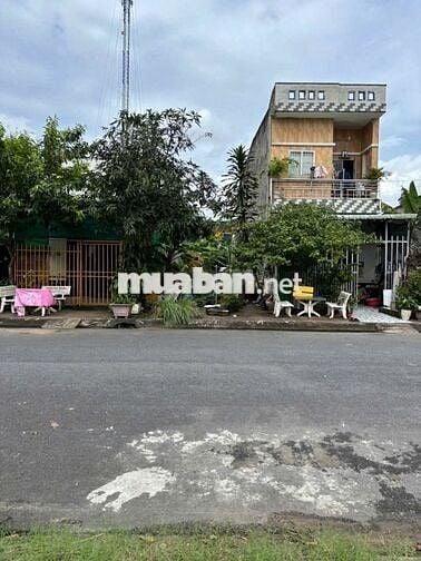 Nền khu dân cư đồng bộ hạ tầng tốt 90m2 giá chỉ 2,5 tỷ