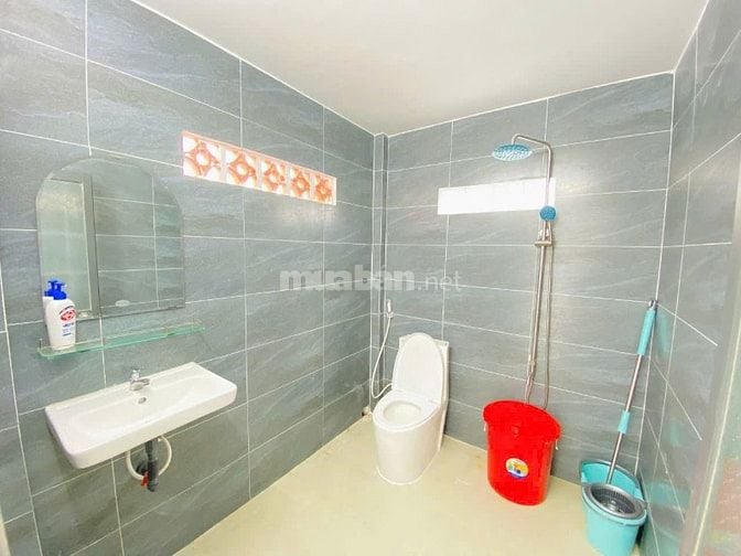 Nhà mới xây dựng đã hoàn công đầy đủ