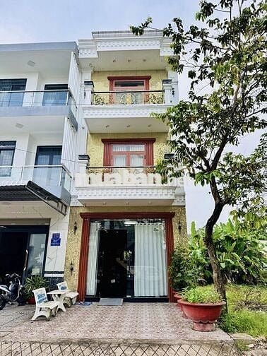 Nhà 2 lầu giá cạnh tranh nhất phân khúc tại kdc hồng loan