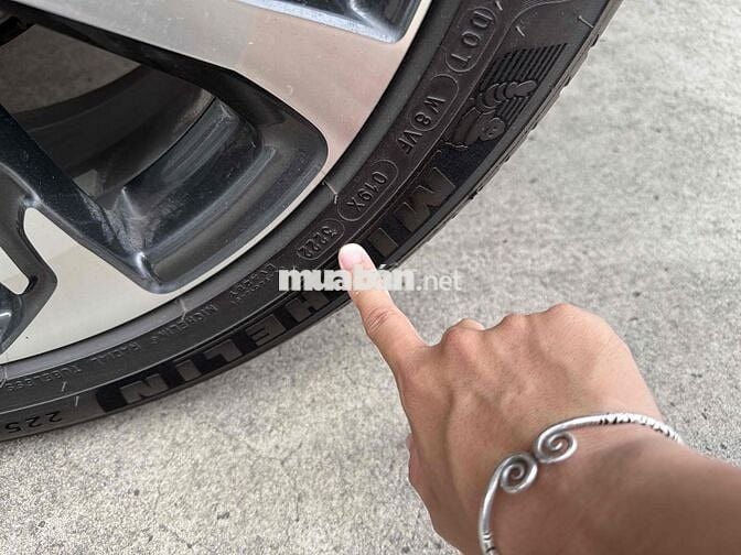 Toyota Corolla Cross 2022 1.8V - Bản Xăng Cao Cấp