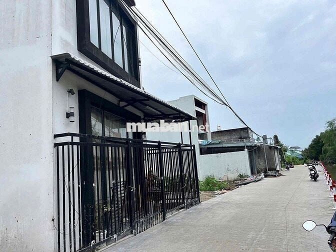 Bán nhà c4 trương vĩnh nguyên gần trường đại học tây đô giá 2,650 tỷ