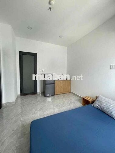 Phòng HXH có thang máy ngay bờ kè Trường Sa Phú Nhuận giáp Q3, Q. Tân