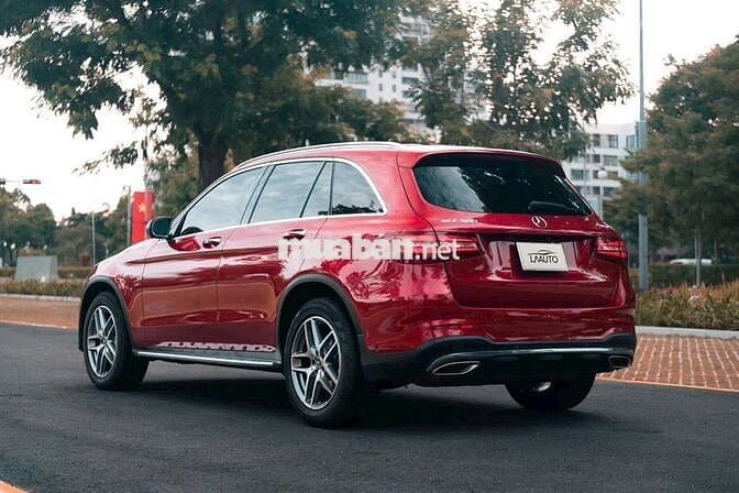 Mercedes Benz GLC300 4Matic 2019 - 68000 km