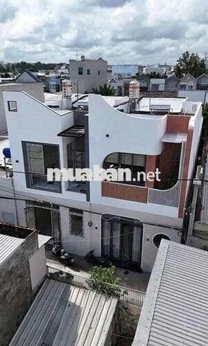 NHÀ CAO CẤP - HẺM 388J NGUYỄN VĂN CỪ