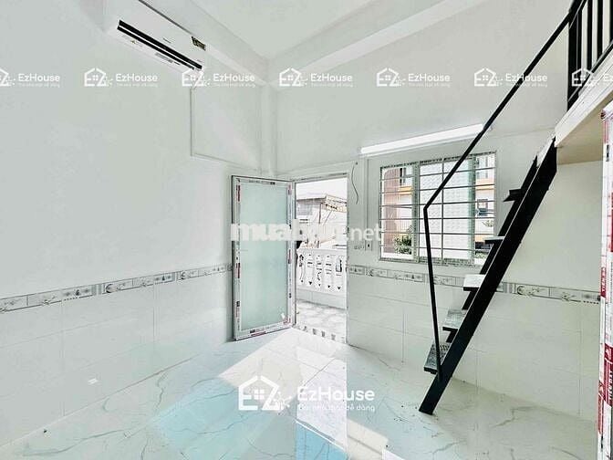 căn hộ Mới Xây Có Ban Công Gác Cao Ngay Vòng Xoay Phú Lâm - Bà Hom