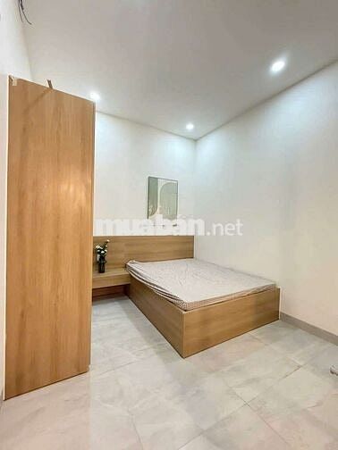 NHÀ CAO CẤP - HẺM 388J NGUYỄN VĂN CỪ