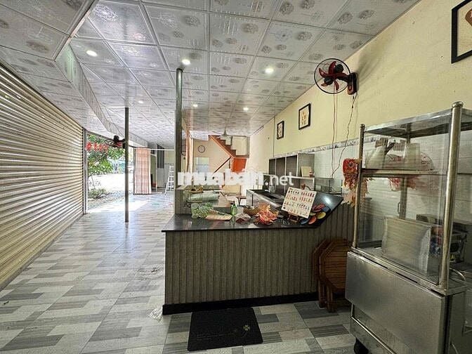 Cho thuê lô góc  hiếm có nằm trung tâm Phường Phú Hoà Bình Dương