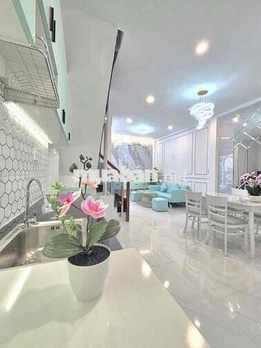 NHÀ 2 TẦNG ĐỒNG ĐEN-BÀU CÁT-34M2-FULL NỘI THẤT-CÓ GIẾNG TRỜI