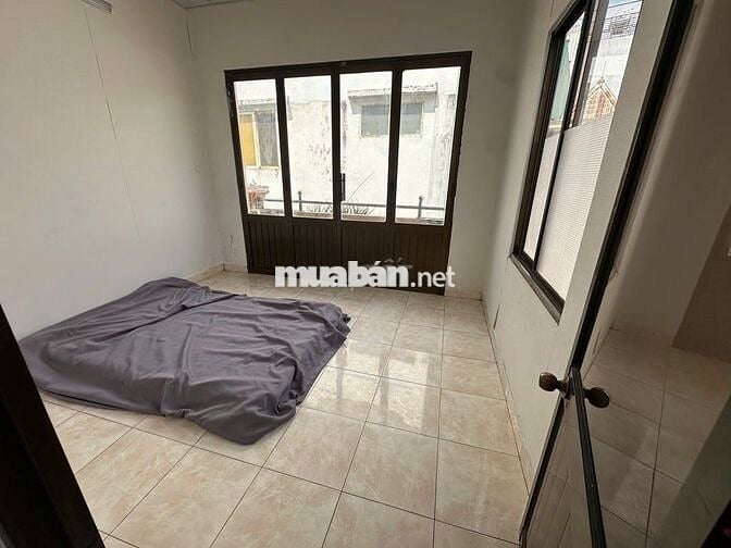 Cho thuê nhà mới 2 lầu Lê Hồng Phong 3 phòng ngủ