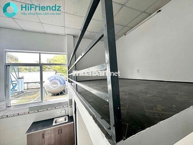 PHÒNG TRỌ TRỆT - GÁC CAO 2M - THOÁNG MÁT - CỬA SỔ TRỜI - SÁT AEON TP