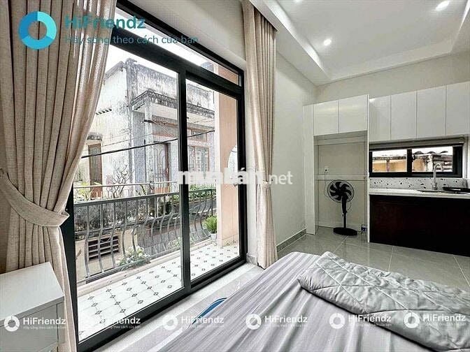 CHDV 1PN TÁCH BẾP VÀ BAN CÔNG FULL NỘI THẤT GẦN SÂN BAY